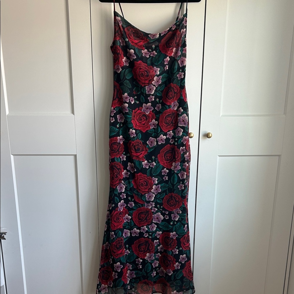 Commense Black and Red Floral Cowl Neck Maxi Dress | M - Picture 3 of 6